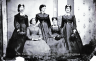 Agnes-Mckenzie-and-daughters